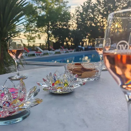 Domaine De Pagnon Gironde Frühstückspension