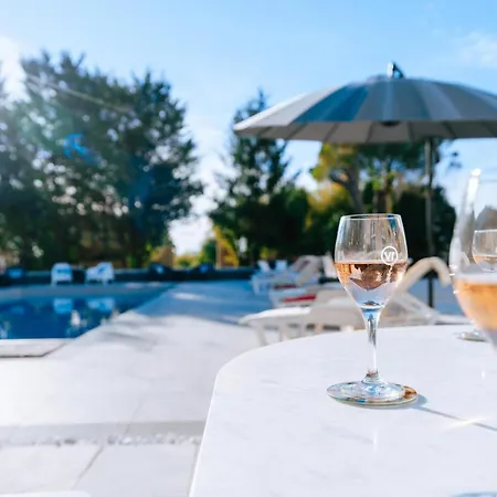 Domaine De Pagnon Gironde Frühstückspension 4*